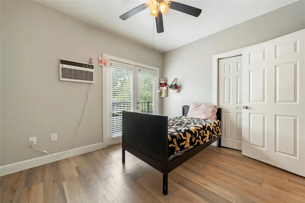 201 W 31st Street Austin TX 78705