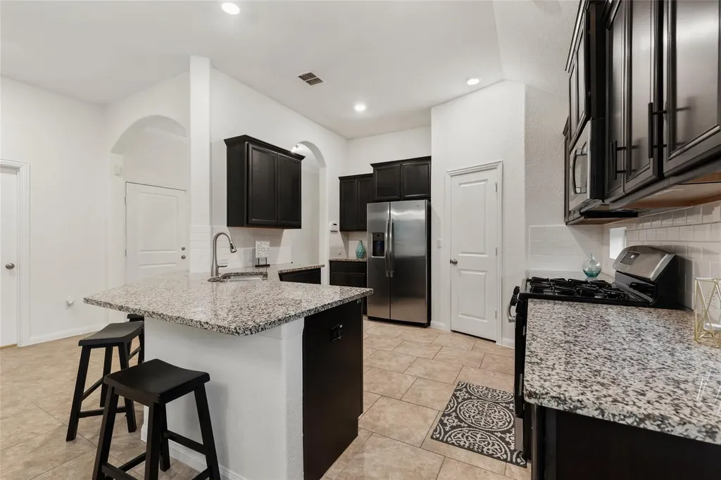 615 Linares Lane Austin TX 78748
