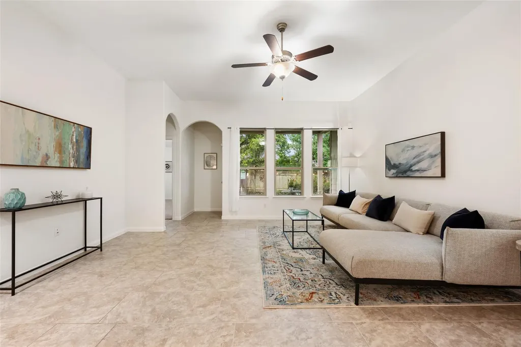 615 Linares Lane Austin TX 78748