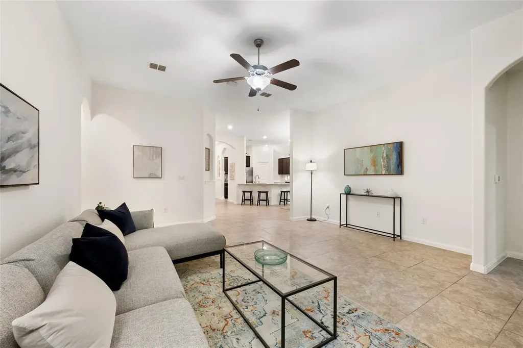 615 Linares Lane Austin TX 78748