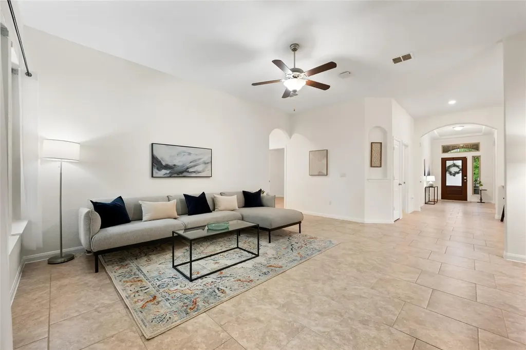 615 Linares Lane Austin TX 78748