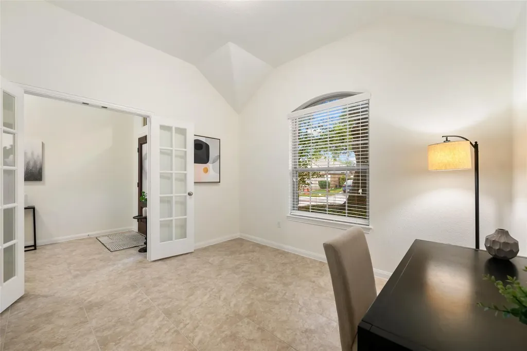 615 Linares Lane Austin TX 78748