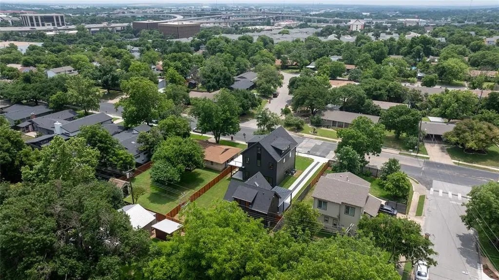 7602 Northcrest Boulevard Austin TX 78752