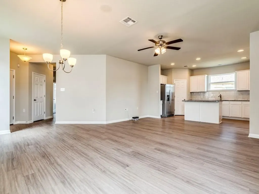 4210 Birdwatch Loop Pflugerville TX 78660