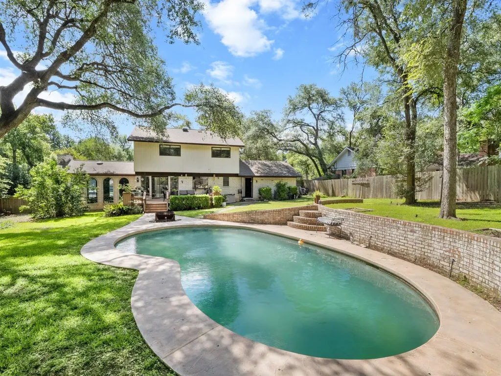 9004 Collingwood Drive Austin TX 78748