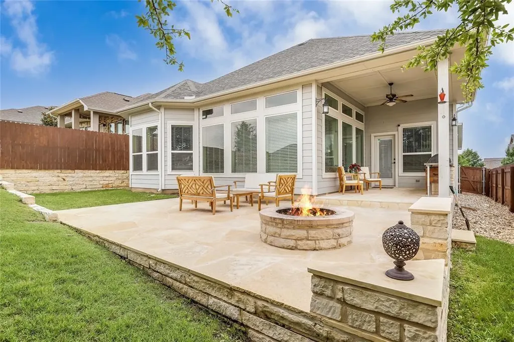 1821 Muhly Bush Bend Leander TX 78641