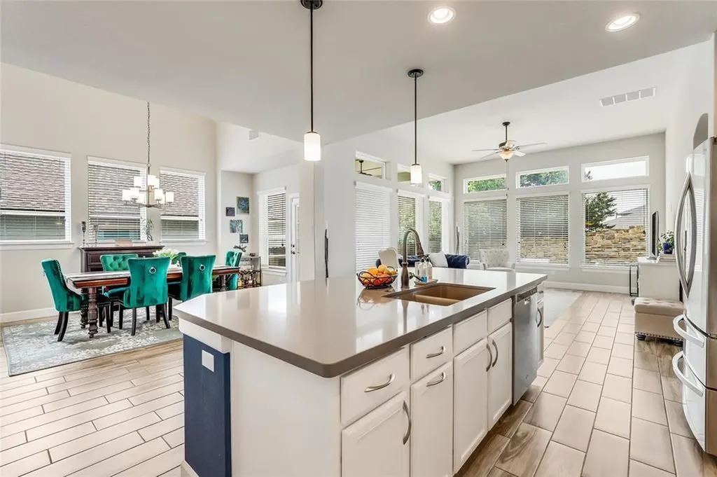 1821 Muhly Bush Bend Leander TX 78641