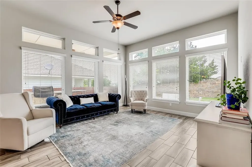 1821 Muhly Bush Bend Leander TX 78641