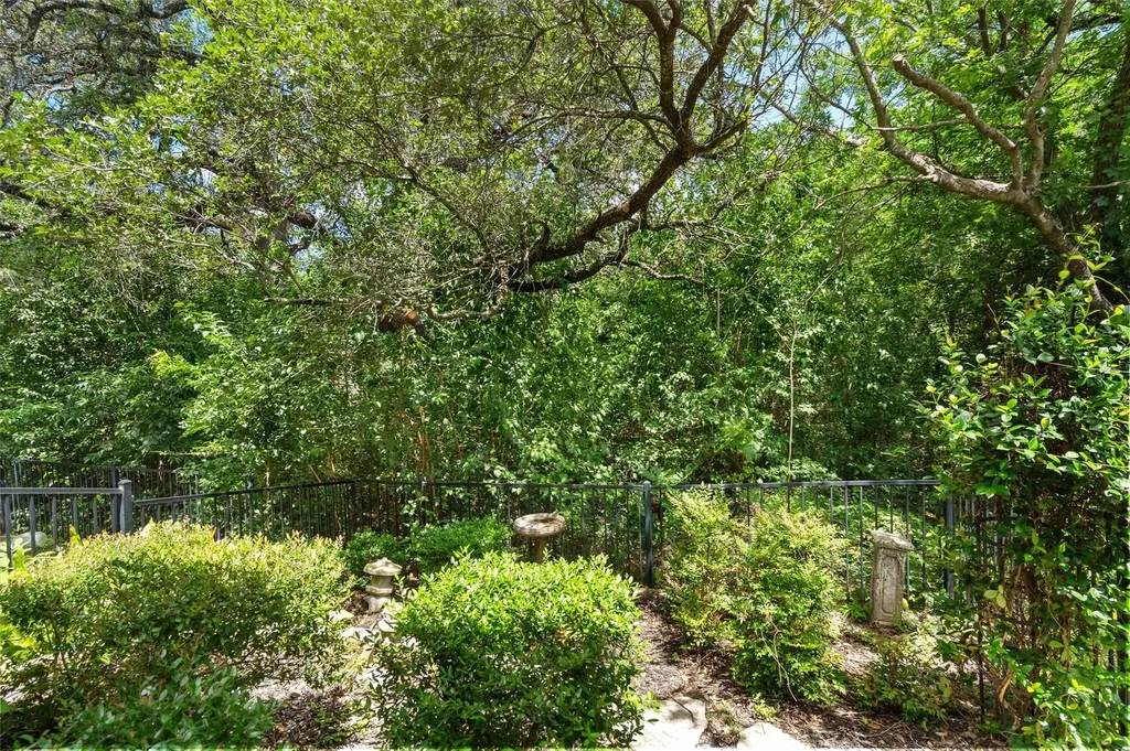 1310 W Parmer Lane Austin TX 78727
