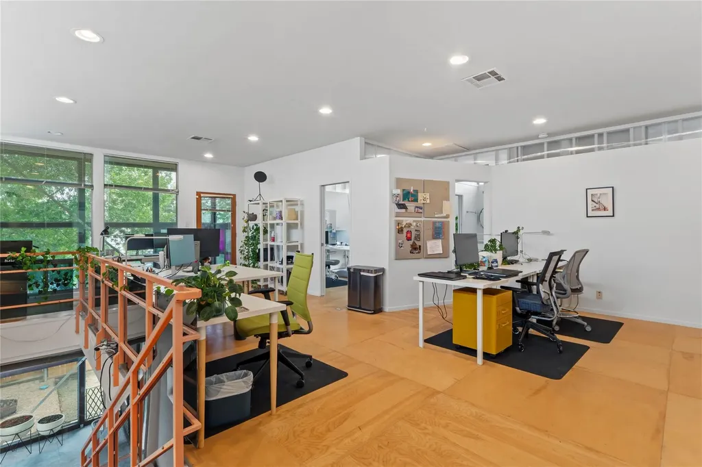 5409 Woodrow Avenue Austin TX 78756