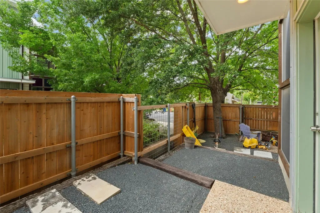 5409 Woodrow Avenue Austin TX 78756