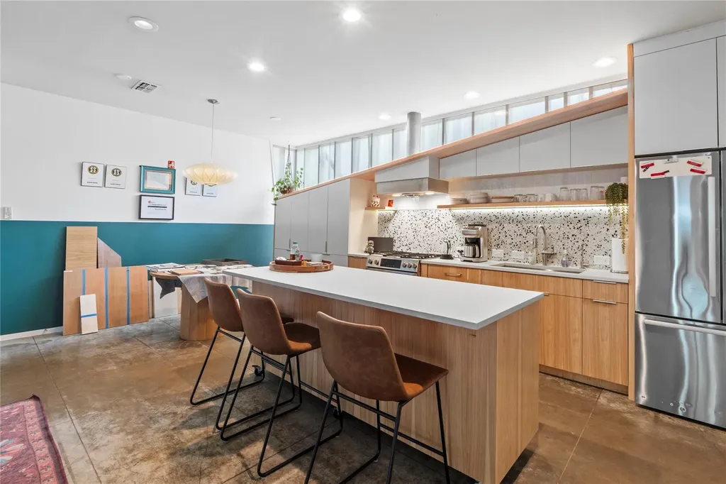5409 Woodrow Avenue Austin TX 78756
