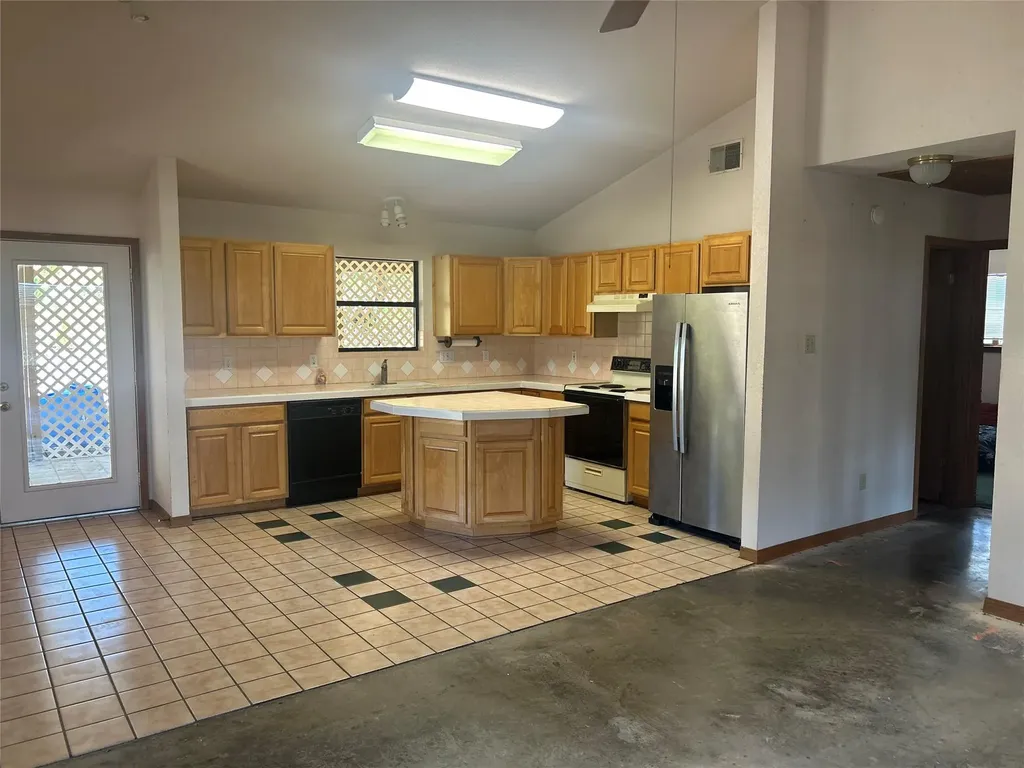 21511 Perry Cove Lago Vista TX 78645