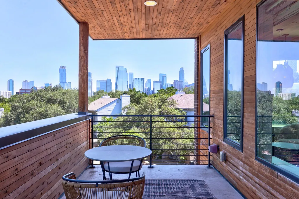 900 S 2nd Street Austin TX 78704