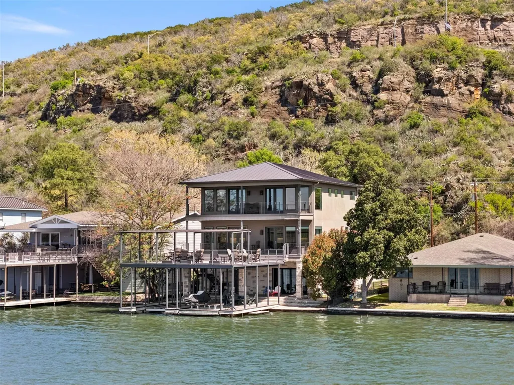 926 Scenic Loop Kingsland TX 78639