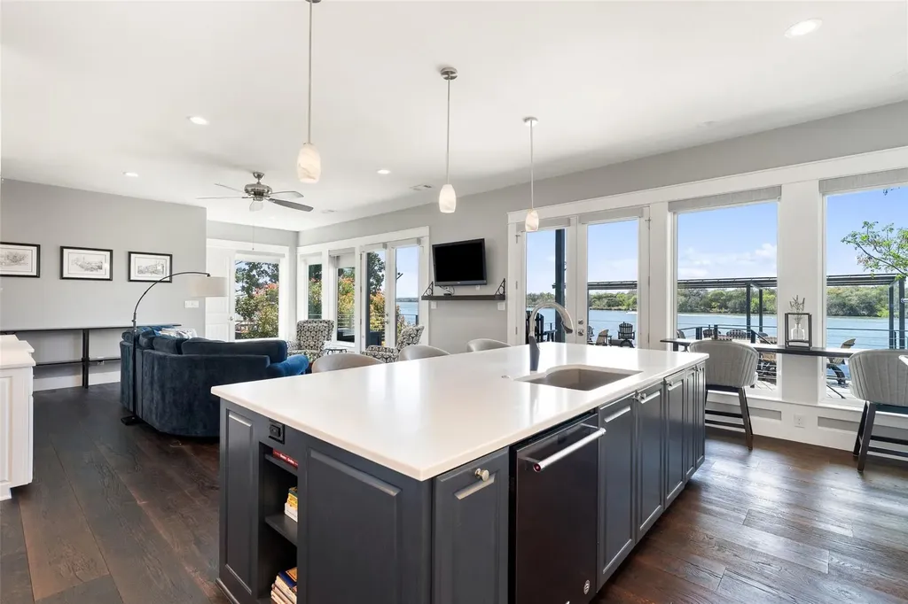 926 Scenic Loop Kingsland TX 78639