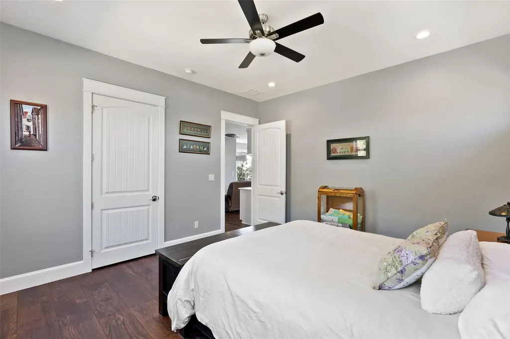 926 Scenic Loop Kingsland TX 78639