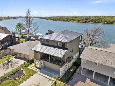 926 Scenic Loop Kingsland TX 78639