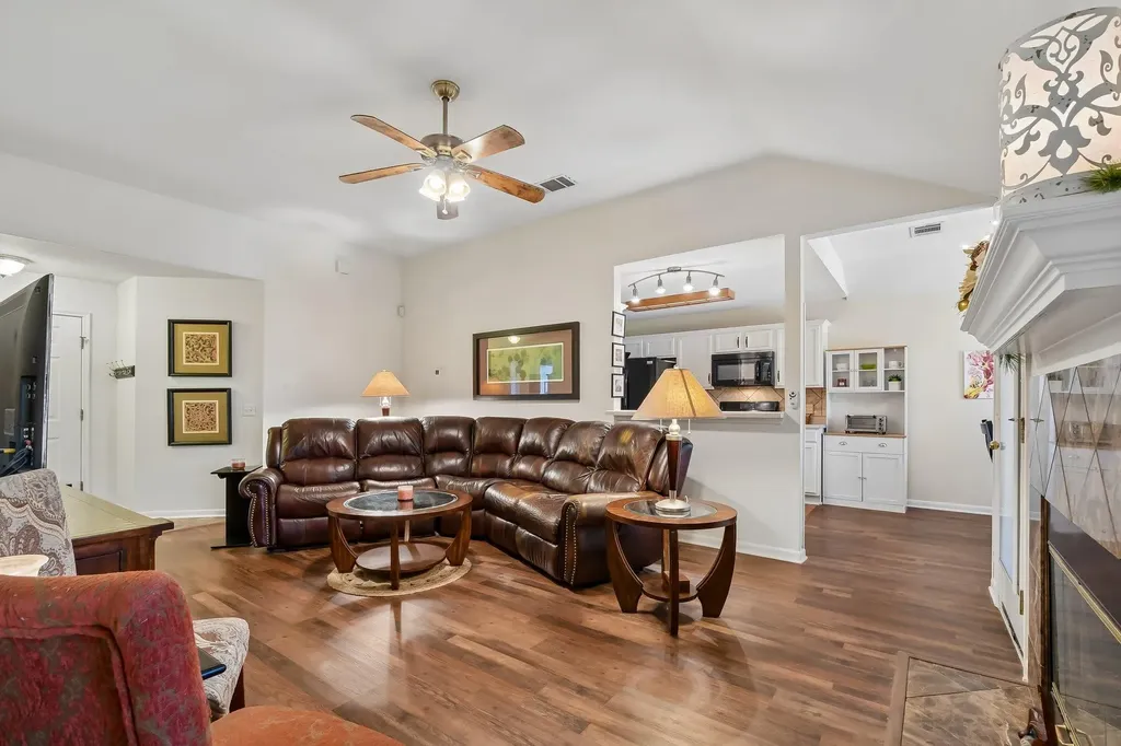 916 Moon Glow Drive Leander TX 78641