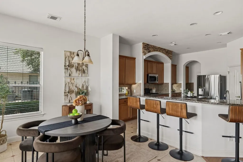 6623 Yaupon Drive Austin TX 78759