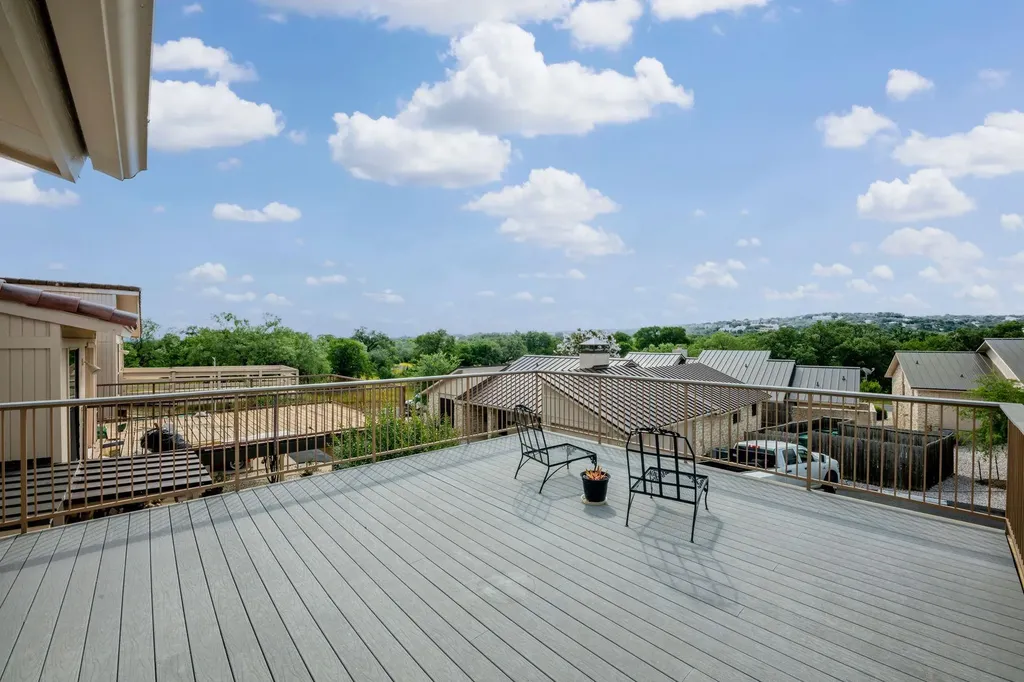 105 Star Horseshoe Bay TX 78657