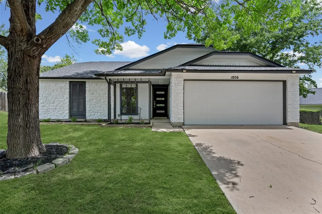 1806 Krizan Avenue Austin TX 78727
