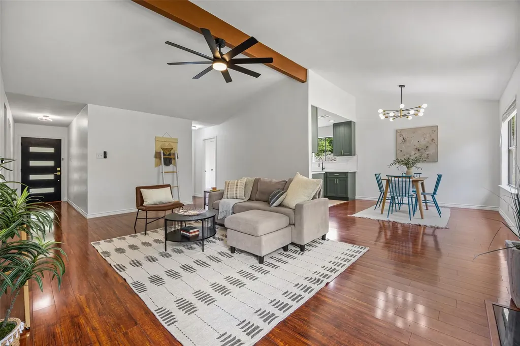 1806 Krizan Avenue Austin TX 78727