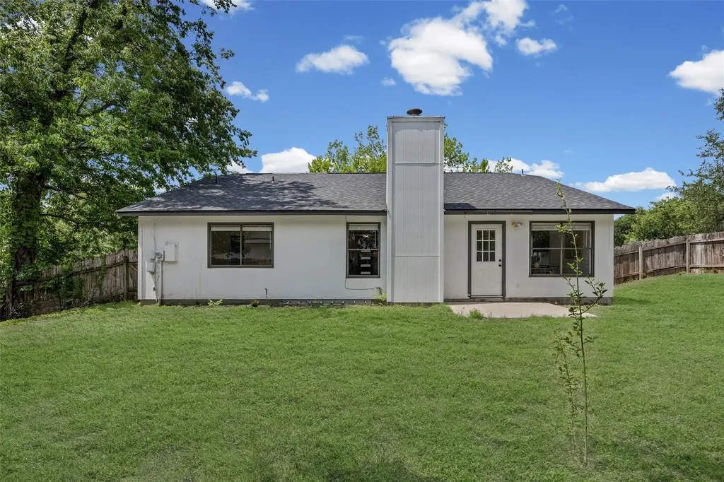 1806 Krizan Avenue Austin TX 78727