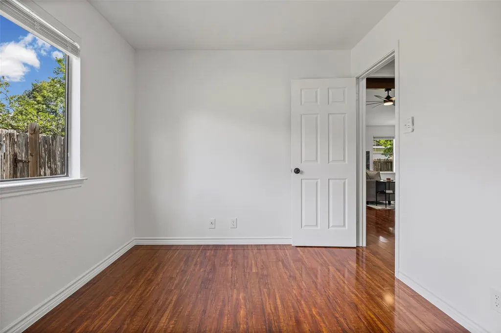 1806 Krizan Avenue Austin TX 78727