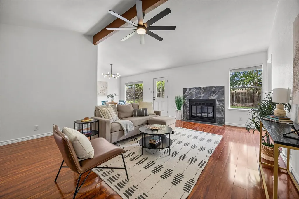 1806 Krizan Avenue Austin TX 78727