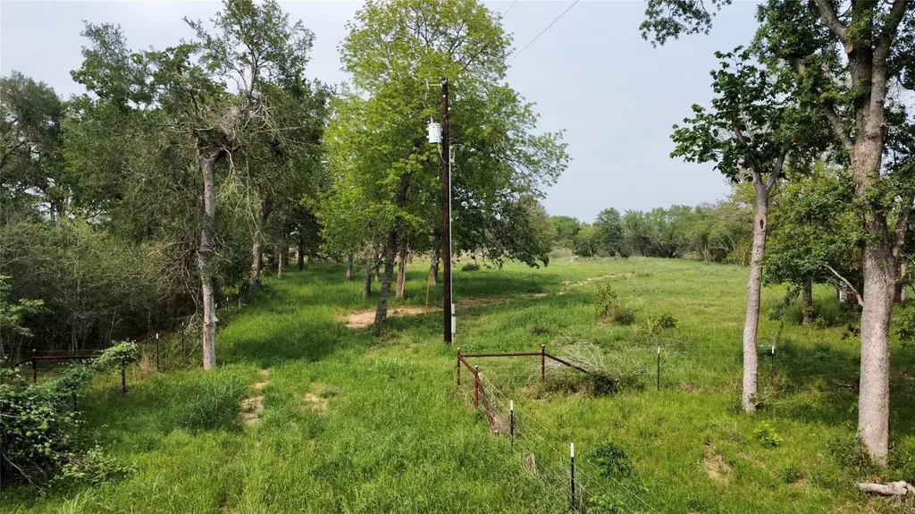 4177 Old Colony Line Road Lockhart TX 78644