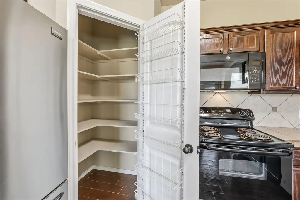 142 Sierra Rose Loop Georgetown TX 78626