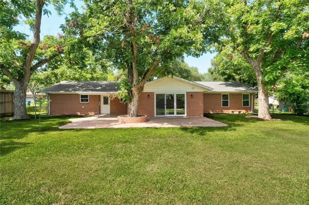 811 Newport Avenue Austin TX 78753