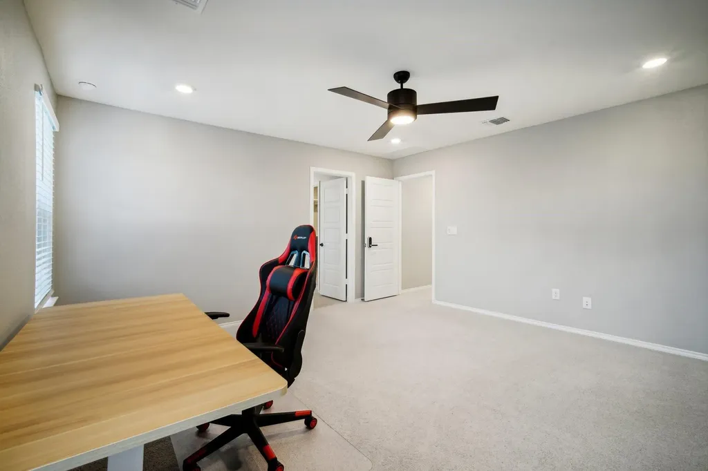 7102 Summer Tanager Drive Austin TX 78744