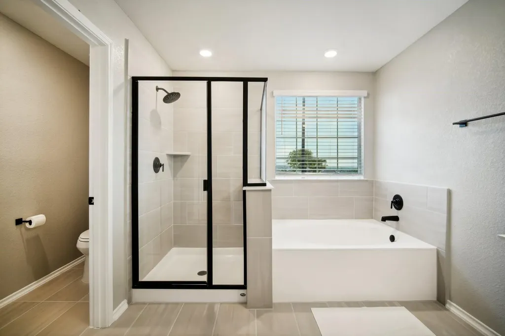 7102 Summer Tanager Drive Austin TX 78744