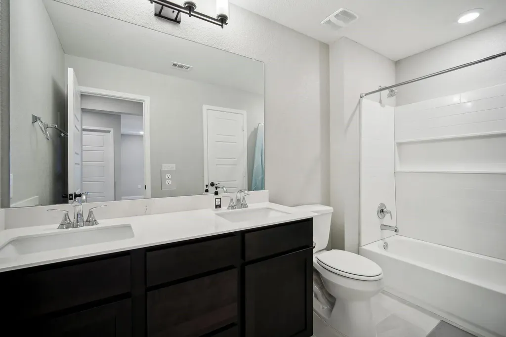 7102 Summer Tanager Drive Austin TX 78744