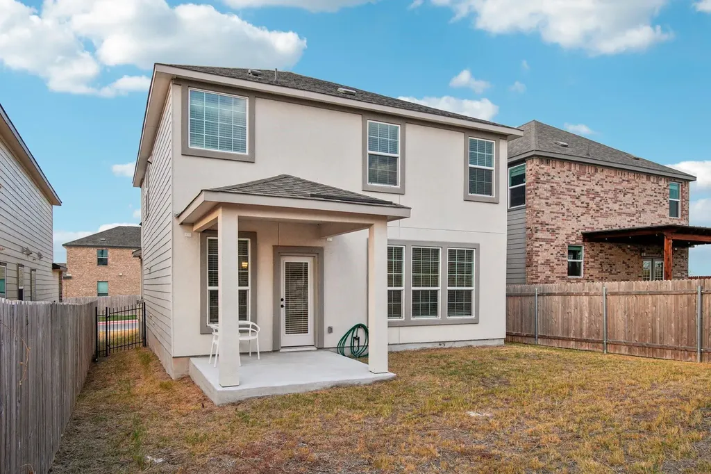 7102 Summer Tanager Drive Austin TX 78744