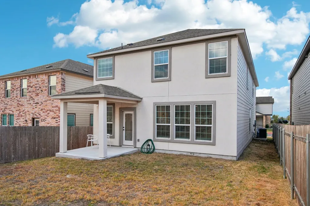 7102 Summer Tanager Drive Austin TX 78744