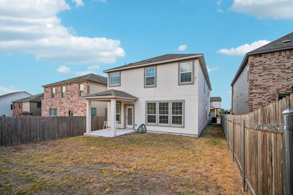 7102 Summer Tanager Drive Austin TX 78744