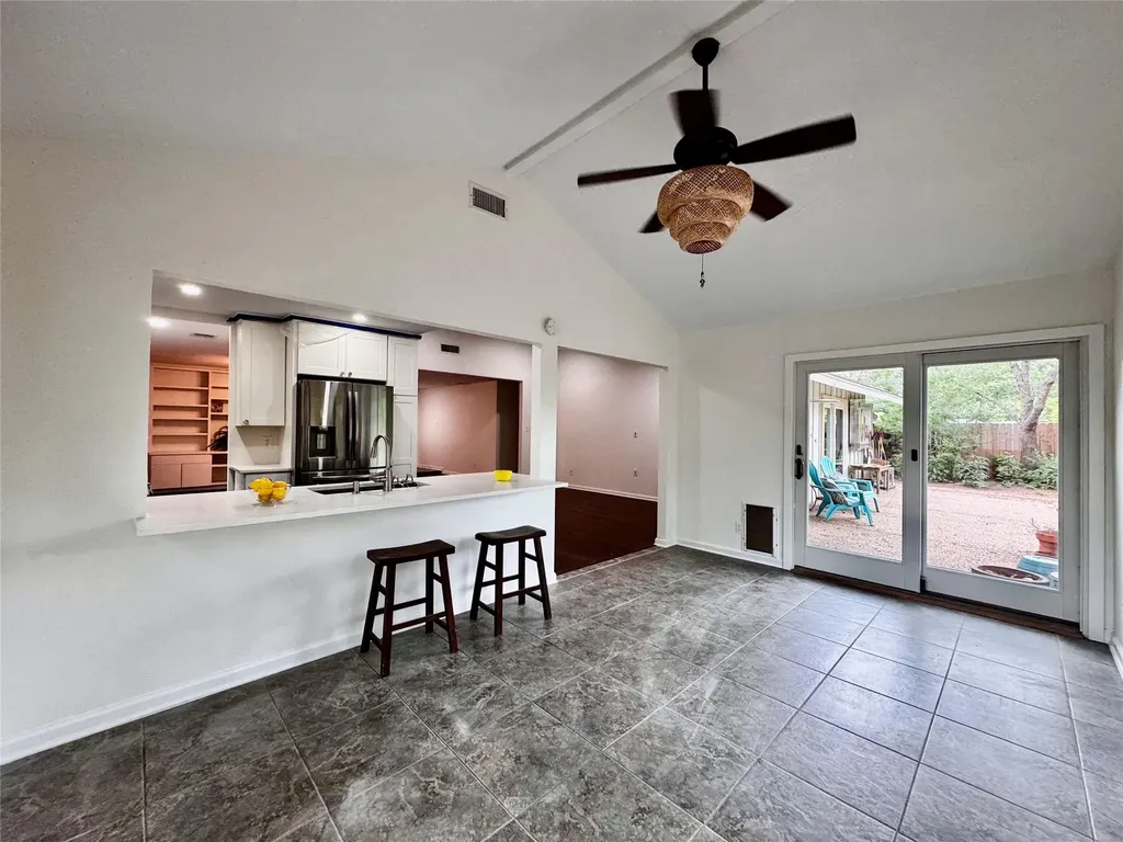 5109 Fort Mason Drive Austin TX 78745