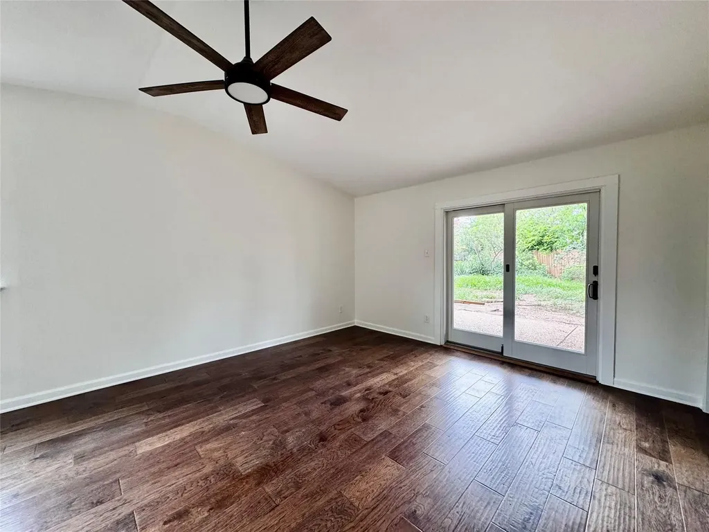 5109 Fort Mason Drive Austin TX 78745