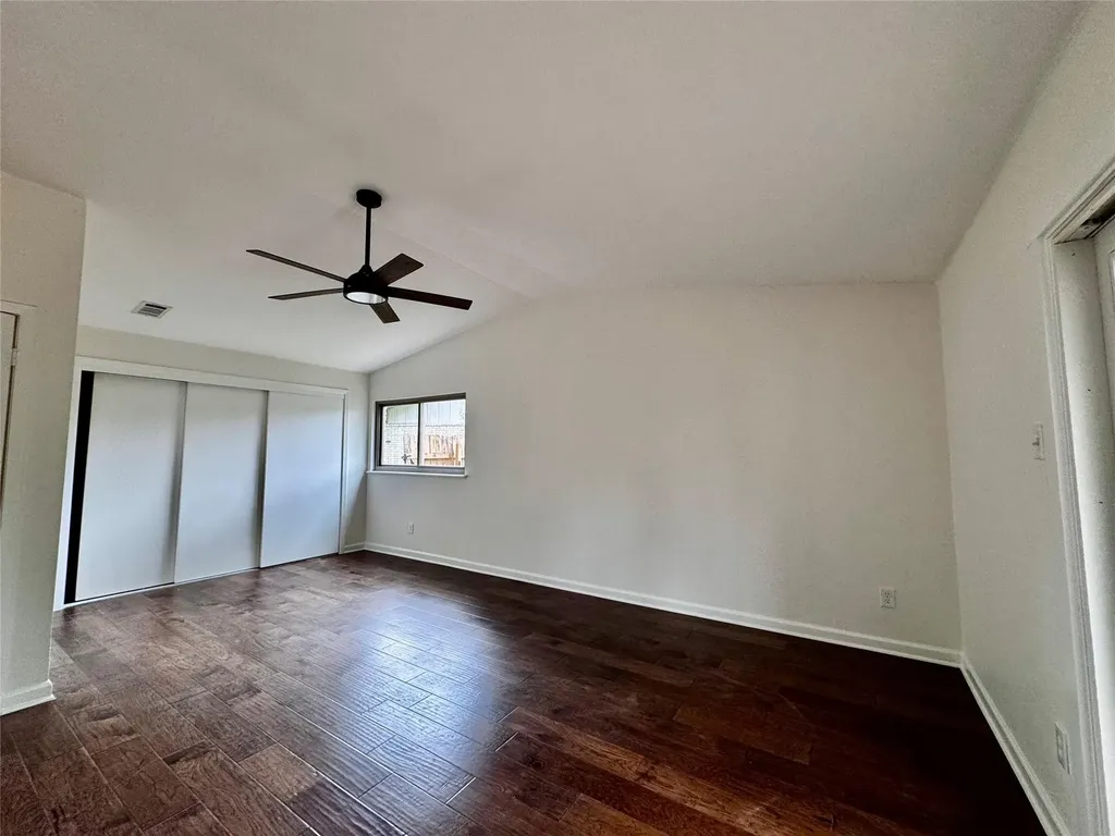 5109 Fort Mason Drive Austin TX 78745