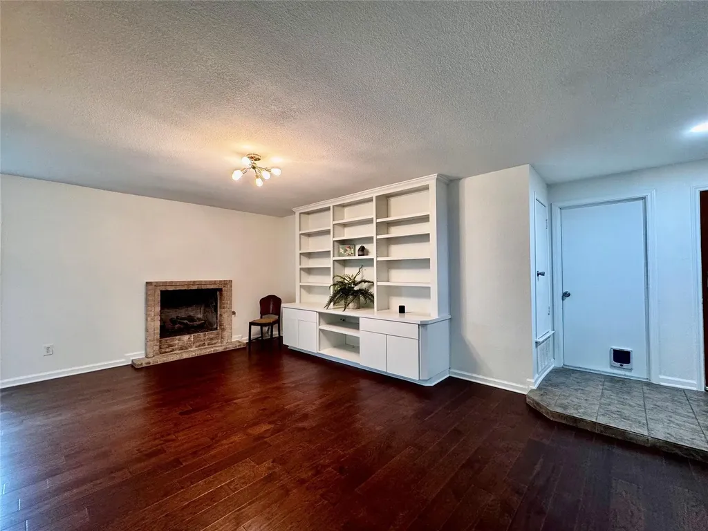 5109 Fort Mason Drive Austin TX 78745