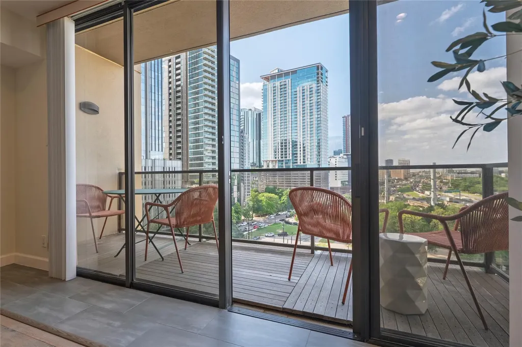 40 N Interstate 35 Austin TX 78701