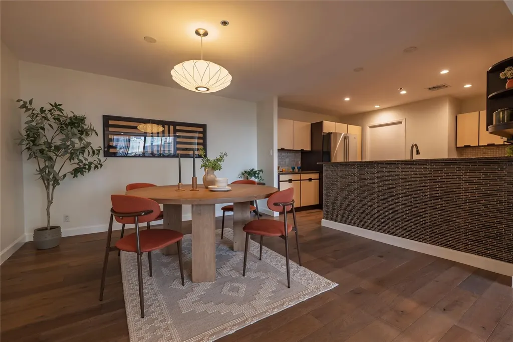 40 N Interstate 35 Austin TX 78701