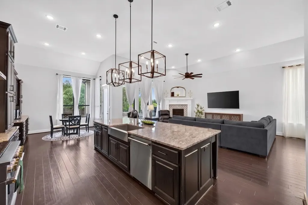 272 Egret Lane Austin TX 78737