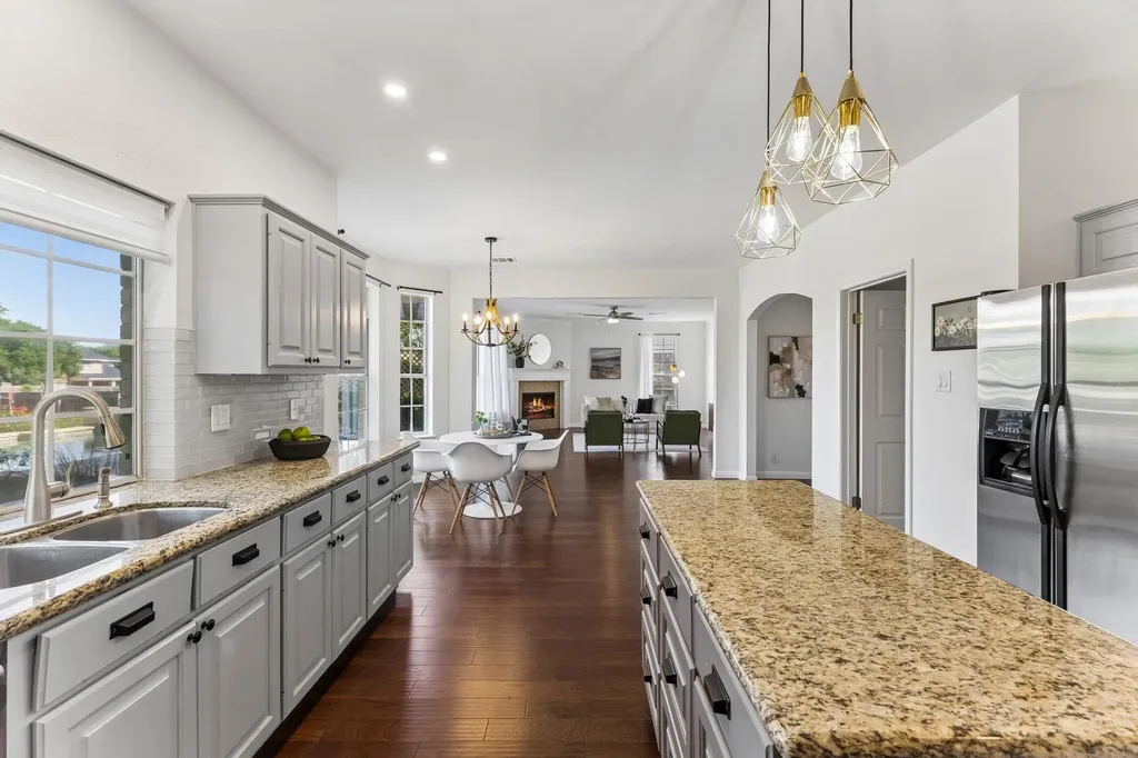 6557 Needham Lane Austin TX 78739