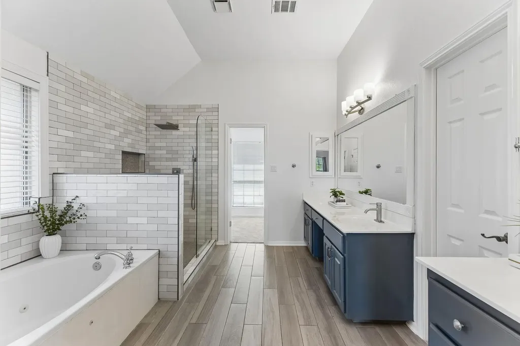 6557 Needham Lane Austin TX 78739