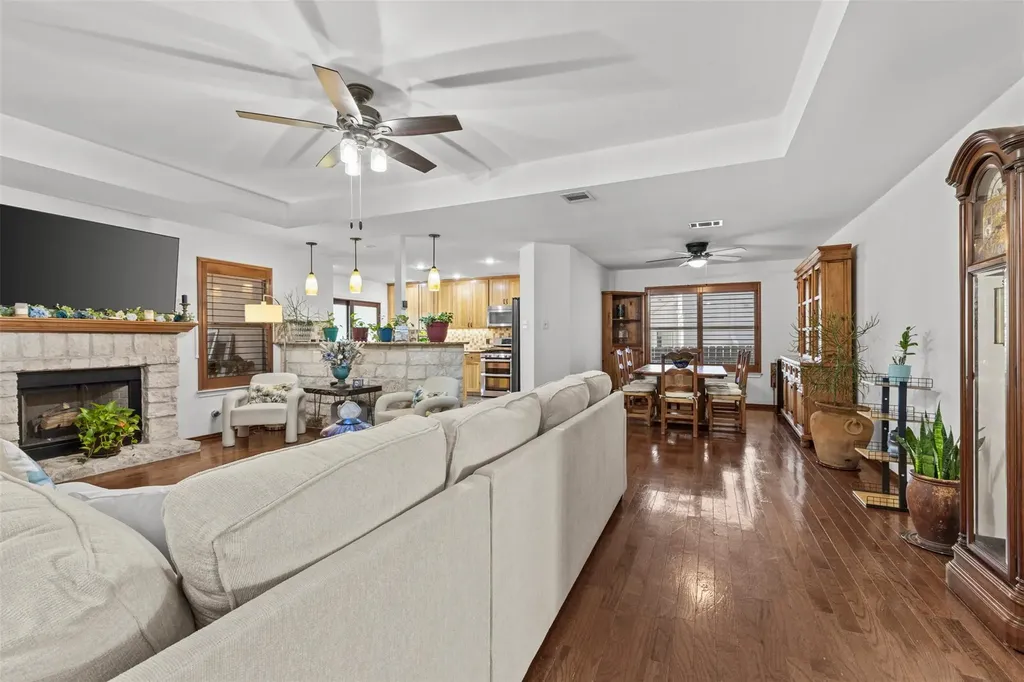 7513 Vol Walker Drive Austin TX 78749
