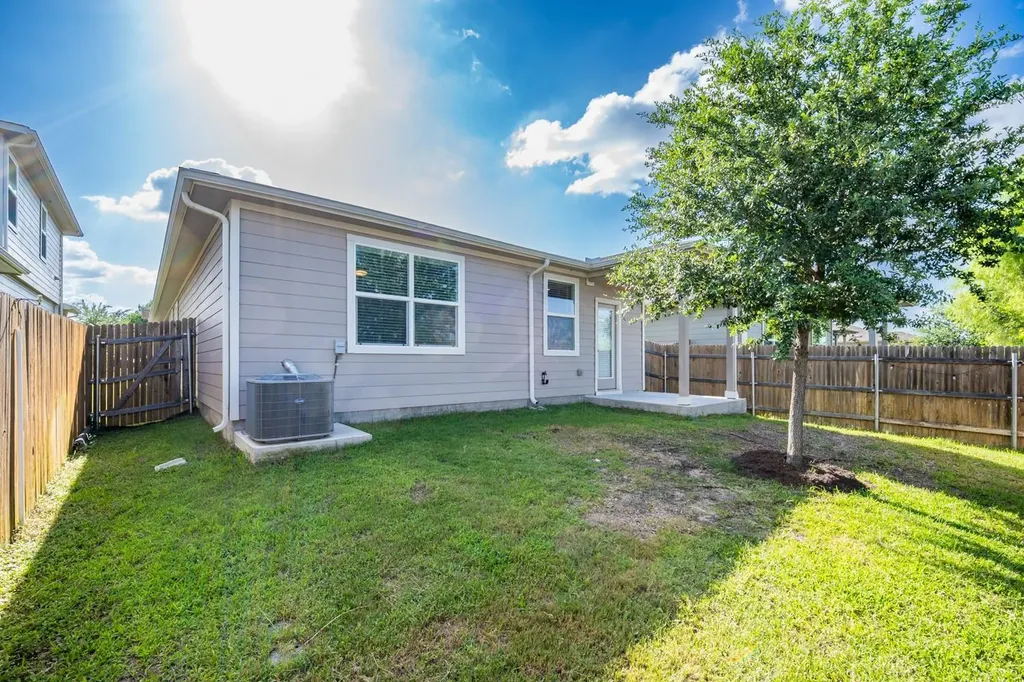 10801 Meris Lane Austin TX 78754